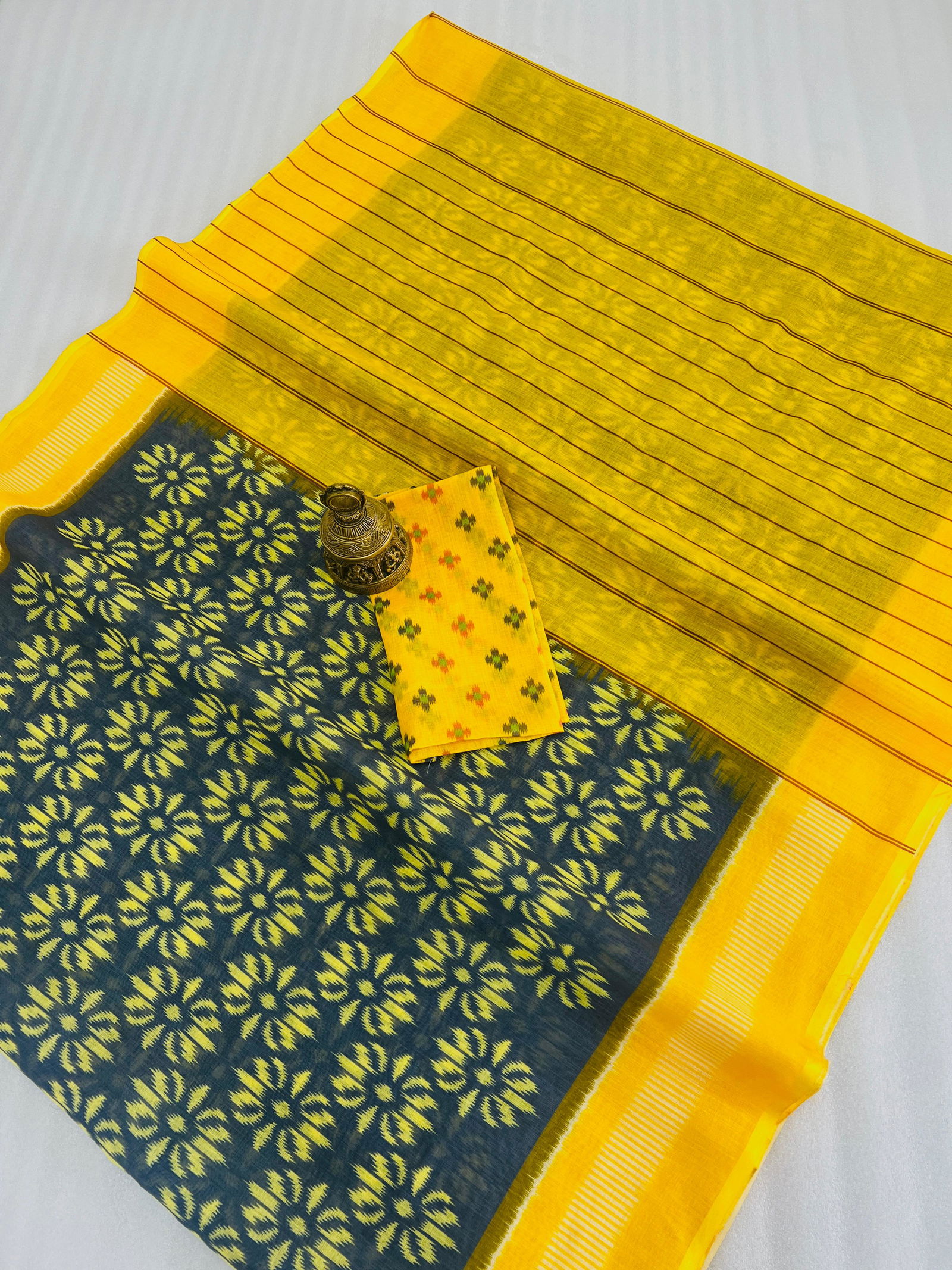 MG 414 Plain Linen Digital Printed Non Catalog Sarees Wholesale Suppliers In Mumbai